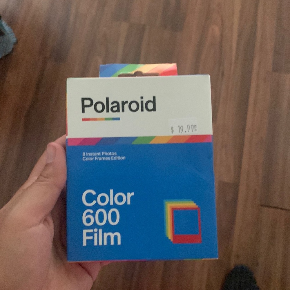 Polaroid 600 film - Color frame editions (8 exposures)
